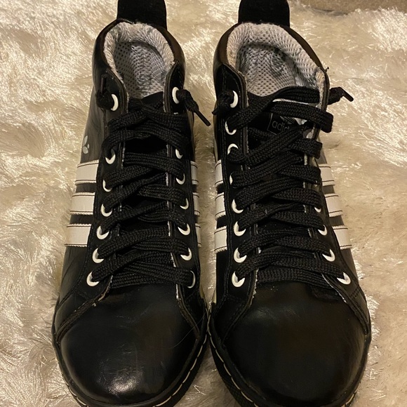 Men’s Leather Adidas High Tops - Picture 2 of 7